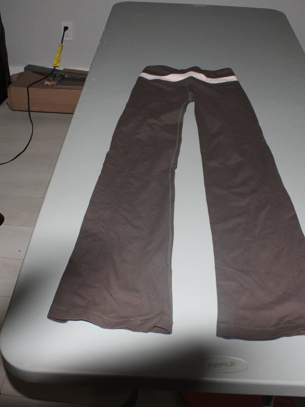 Beown Lululemon Athletic Pants Size 2 Tall